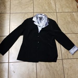 T & company blazer blouse